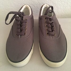 Gray American Eagle memory foam sneakers